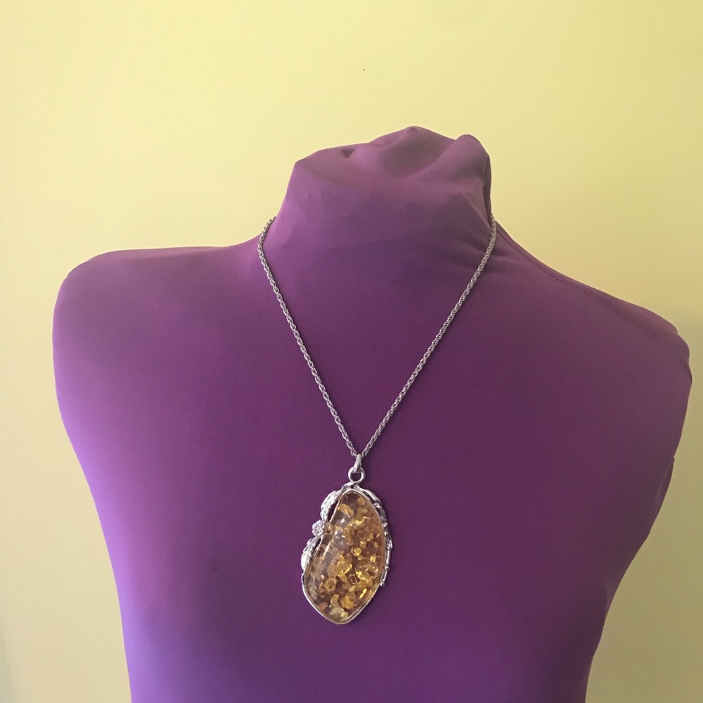 Fashion Jewelry Faux Gemstone Necklace